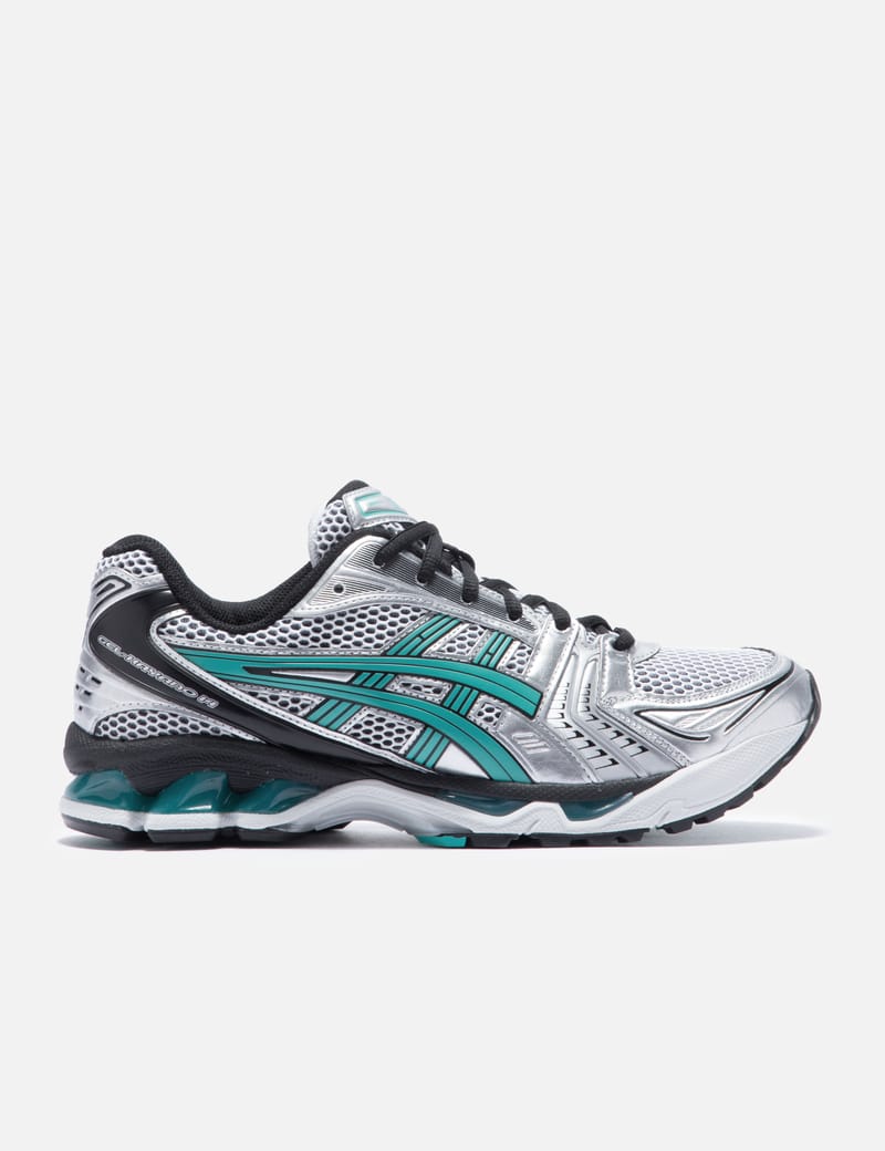 ASICS x Kiko Kostadinov x Heaven by Marc Jacobs によるコラボ