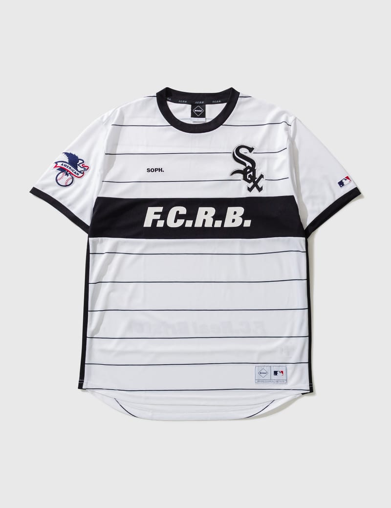 F.C.Real Bristol MLB TOUR B&W TEAM TEE