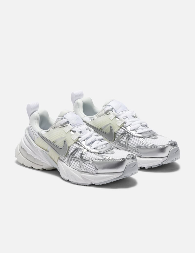 NIKE】W NIKE V2K RUN(スニーカー)｜シューズ｜emmi（エミ）の