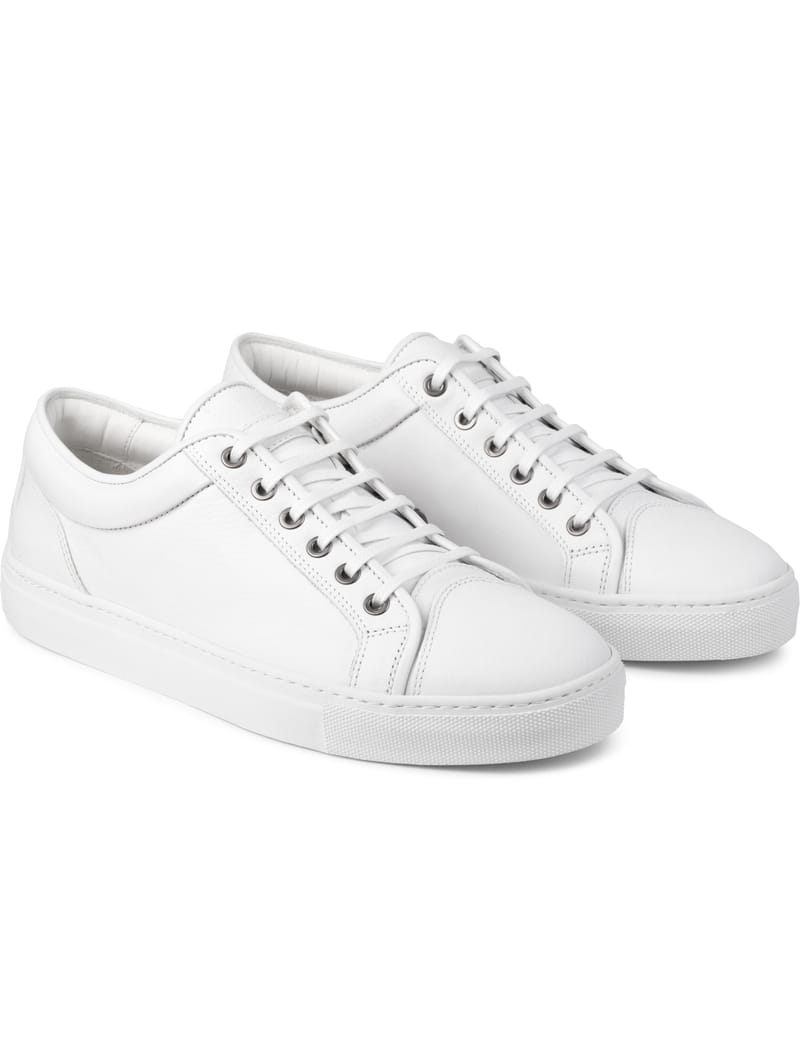 Etq low 1 on sale white