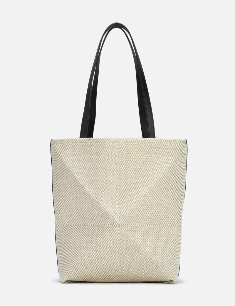 トートバッグ LOEWE MEDIUM PUZZLE FOLD TOTE BAG Loewe - PUZZLE FOLD TOTE MEDIUM | HBX - Globally Curated