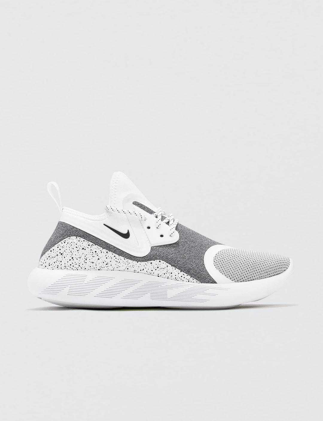 nike lunarcharge essential
