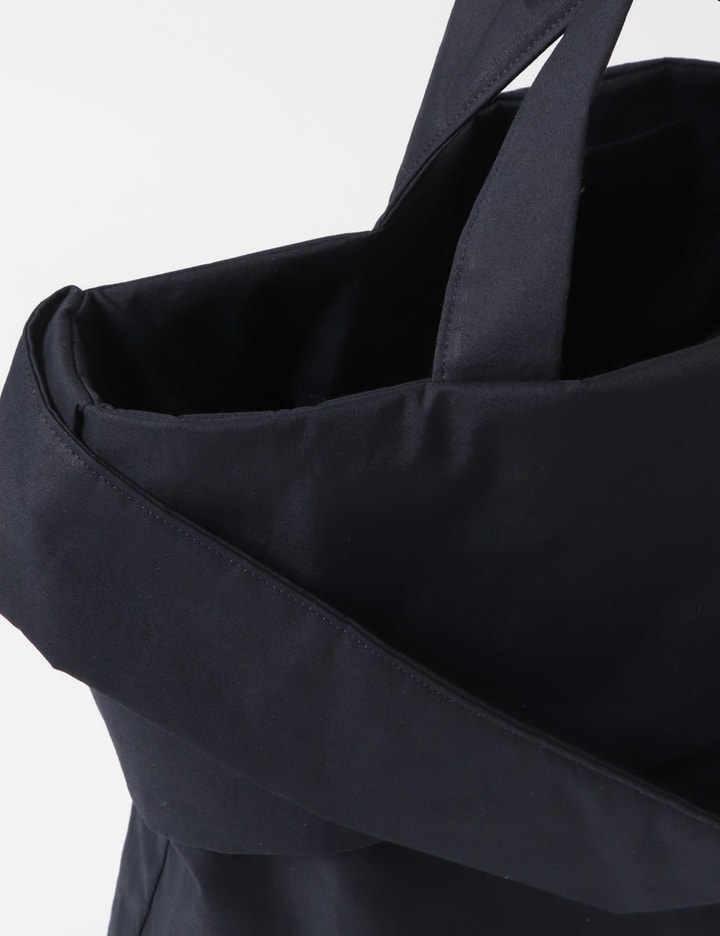 STILL BY HAND - Still by Hand A3 Shoulder Bag | HBX - HYPEBEAST 為您搜羅全球 ...