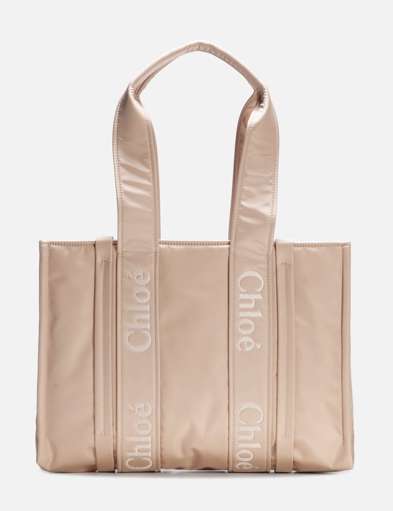 Medium Woody Tote Bag | Classic Design for Effortless Style