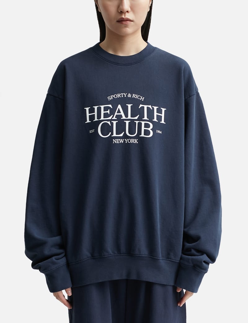 スウェット・トレーナー Sporty & Rich NY Health Club Crewneck Man to Man Black CR871 Sporty & Rich - CREWNECK HEALTH CLUB BLEU MARINE – LE LABO STORE