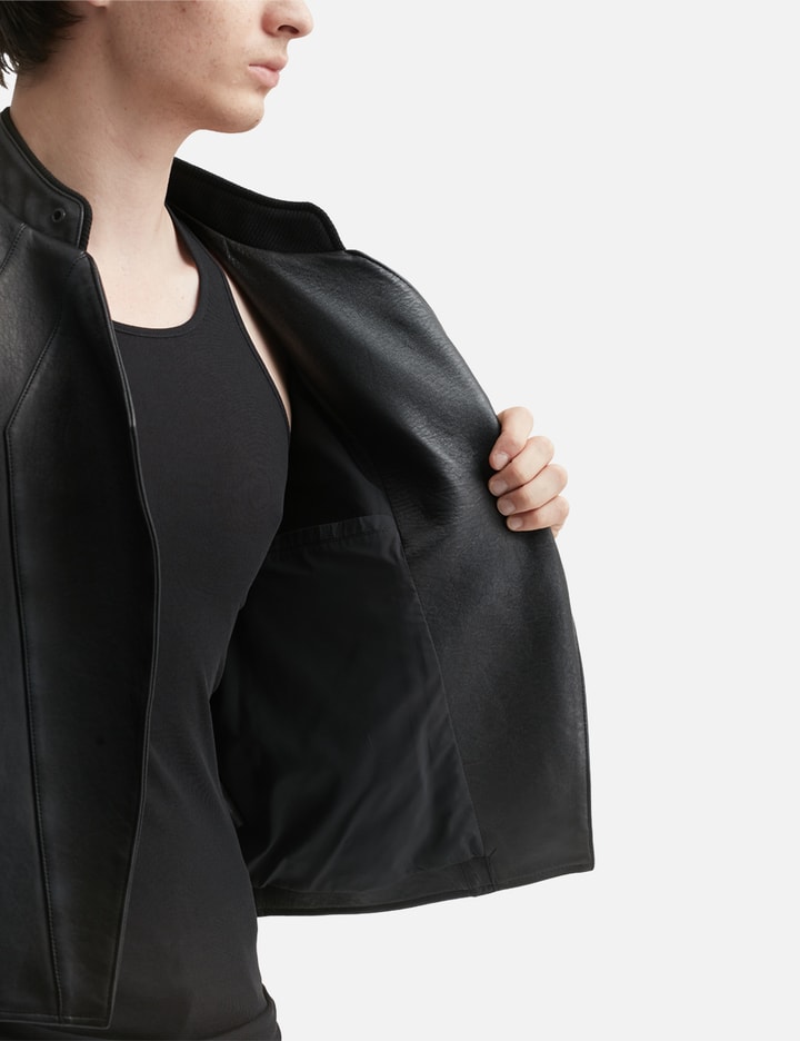 TEAM WANG design Acceptance Leather Jacket - 羊皮革立領夾克，不對稱幾何拼片與金屬標牌，低調做舊 ...