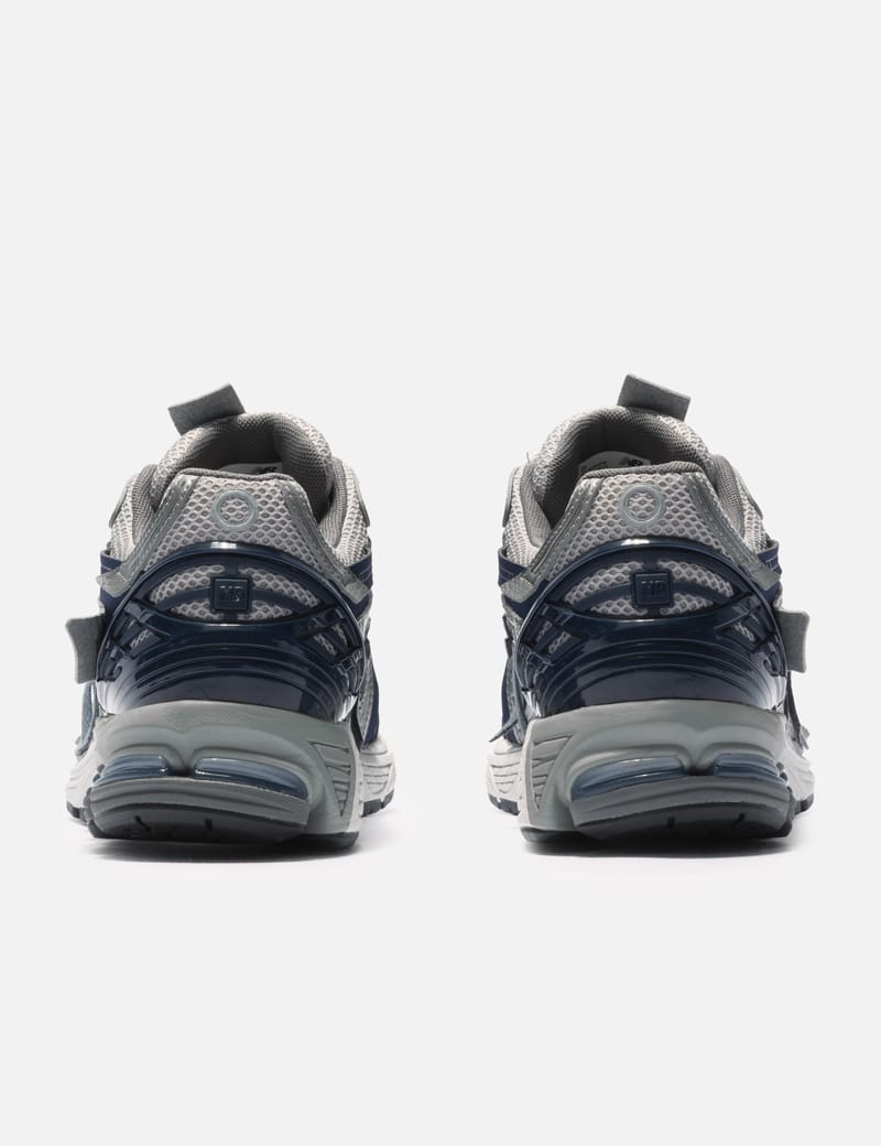 New Balance 1906A - 通気性メッシュと高いクッション性を備えた、快適