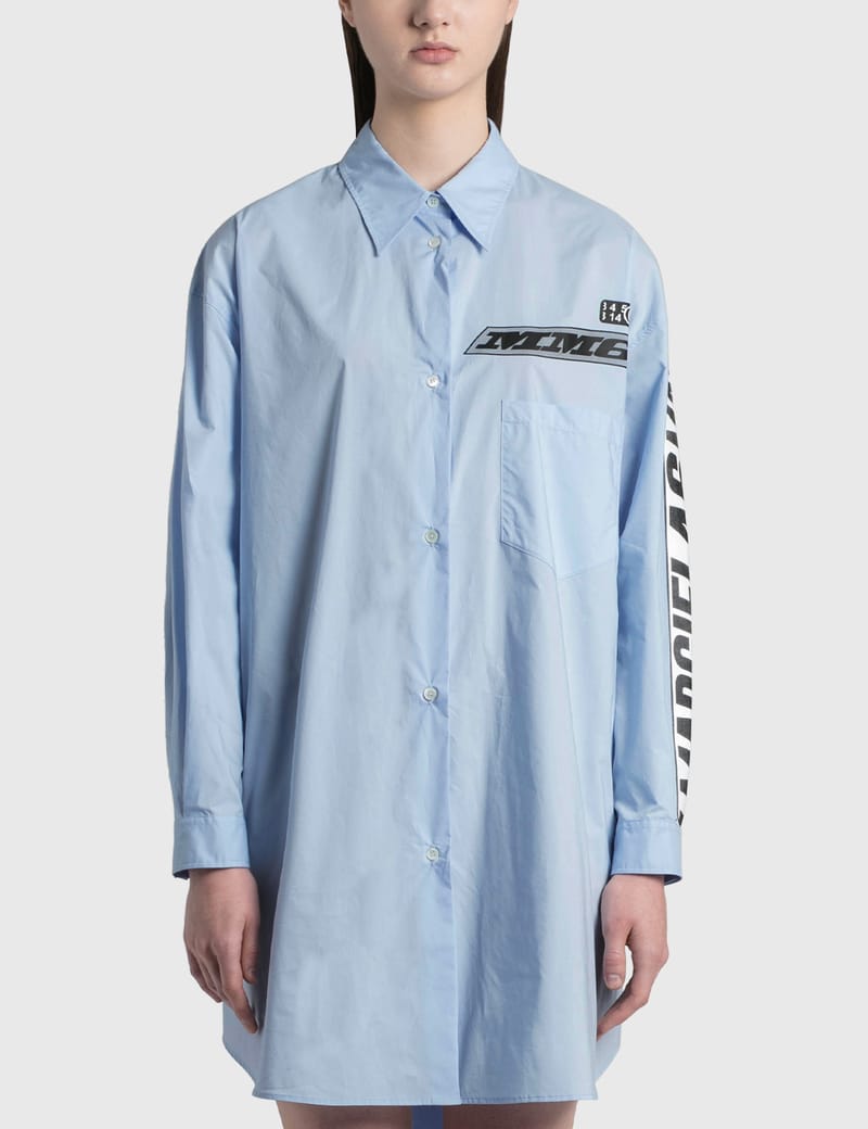 エムエムシックス メゾン マルジェラ - Motocross Logo Shirt Dress | HBX