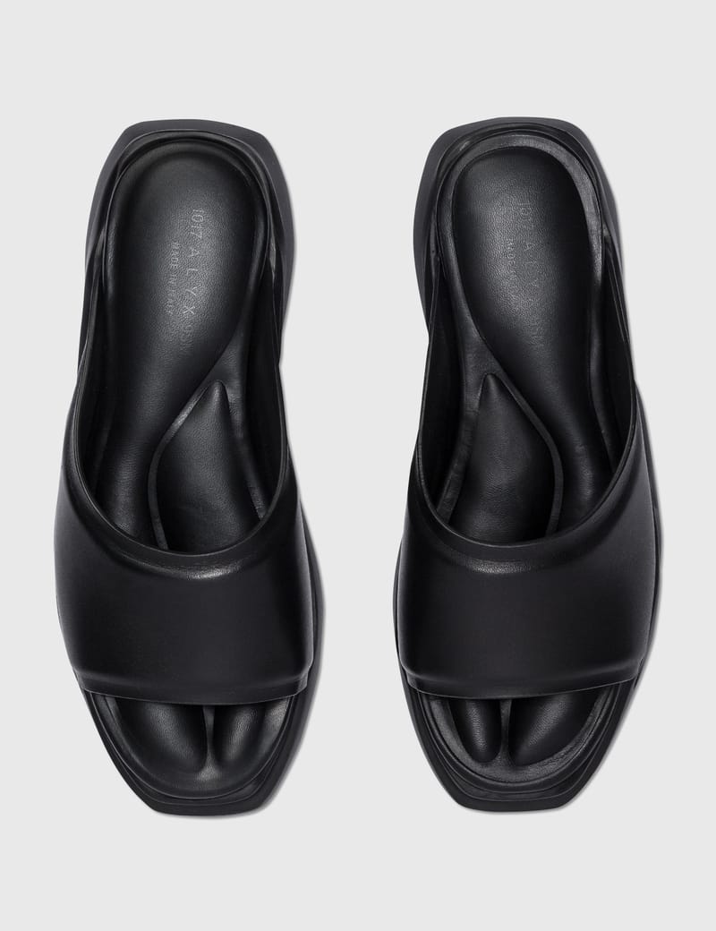 1017 ALYX 9SM - Leather Mono Slides | HBX - Globally Curated 1017 ALYX 9SM - Leather Mono Slides | HBX - Globally Curated