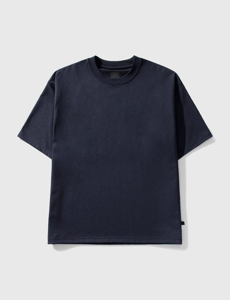 DAIWA PIER39 - Tech Drawstring T-shirt | HBX - HYPEBEAST 為您搜羅