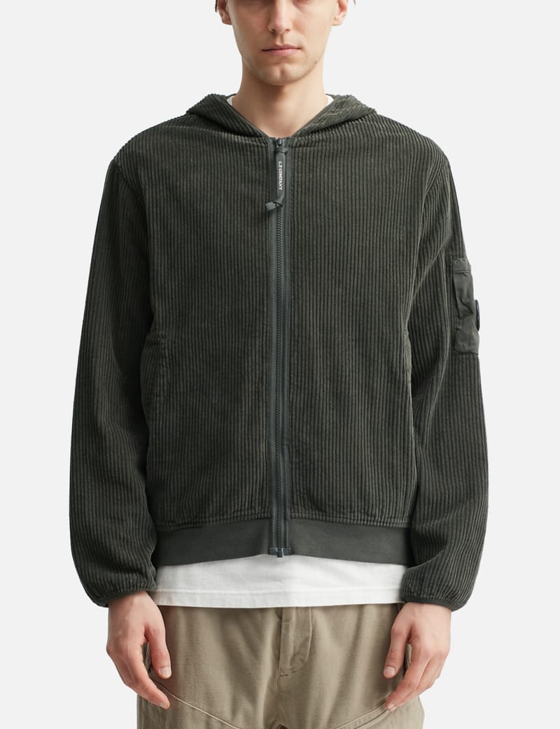 【C.P. Company】コーデュロイ 350 レンズ フーディー C.P. Company Corduroy 350 Full Zip Hooded Sweatshirt - Garment