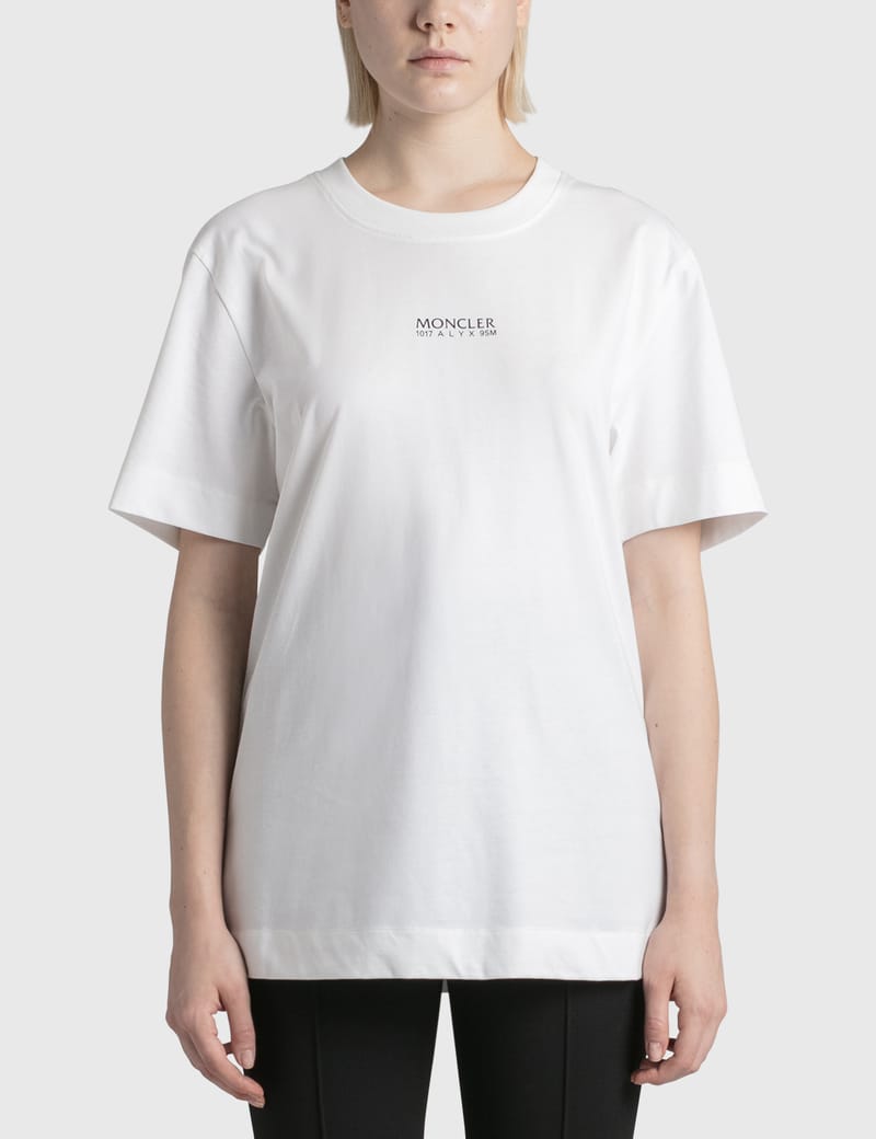 累積売上総額第１位【MONCLER GENIUS★1017 ALYX 9SM】T-SHIRT 累積売上総額第1位!【MONCLER GENIUS☆1017 ALYX 9SM】T-SHIRT