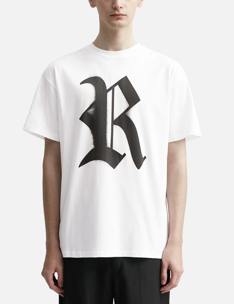 Raf Simons - オーバーサイズ R ロゴTシャツ | HBX - ハイプビースト