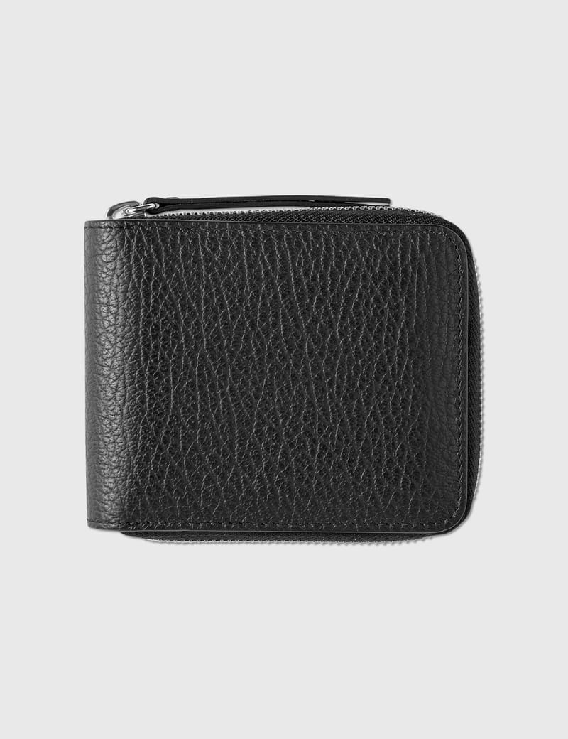 ★MM6 Maison Margiela★ Logo Zip Around Wallet Black XS63UI0 MM6 Maison Margiela Black Triangle 6 Zip Around Wallet MM6