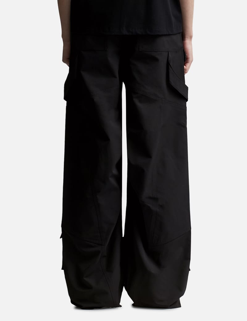 Heliot Emil - CELLULAE CARGO TROUSERS | HBX - ハイプビースト