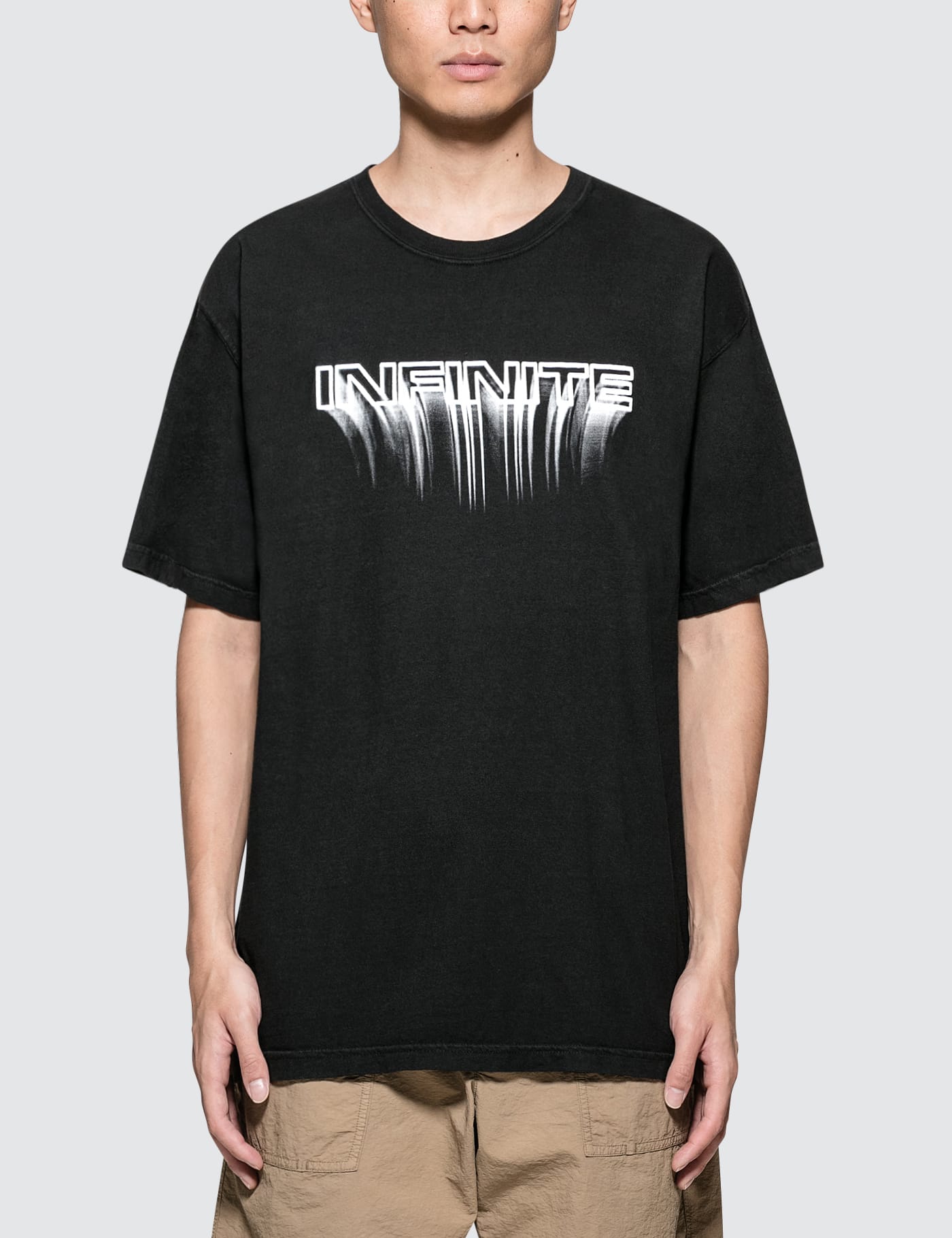 Infinite Archives - Blur T-Shirt | HBX - ハイプビースト(Hypebeast ...