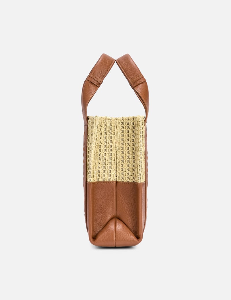 トートバッグ CHLOE Two-Tone Rubber And Leather Small Woody Shopping Bag Chloé Mini Woody Tote Bag In Linen & Leather | Chloé US