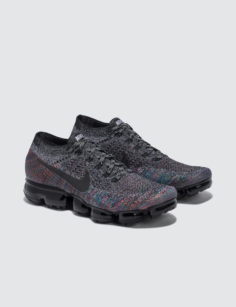 Vapormax hot sale flyknit cny