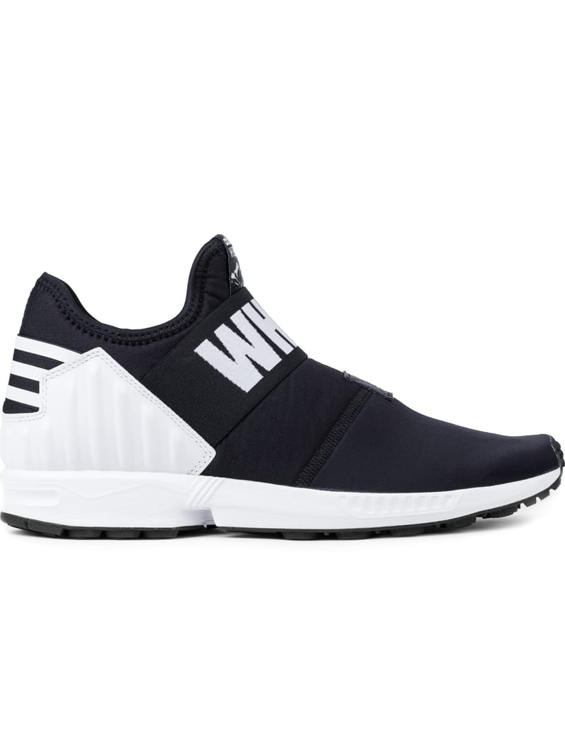 White mountaineering x adidas 2025 zx flux plus black/white