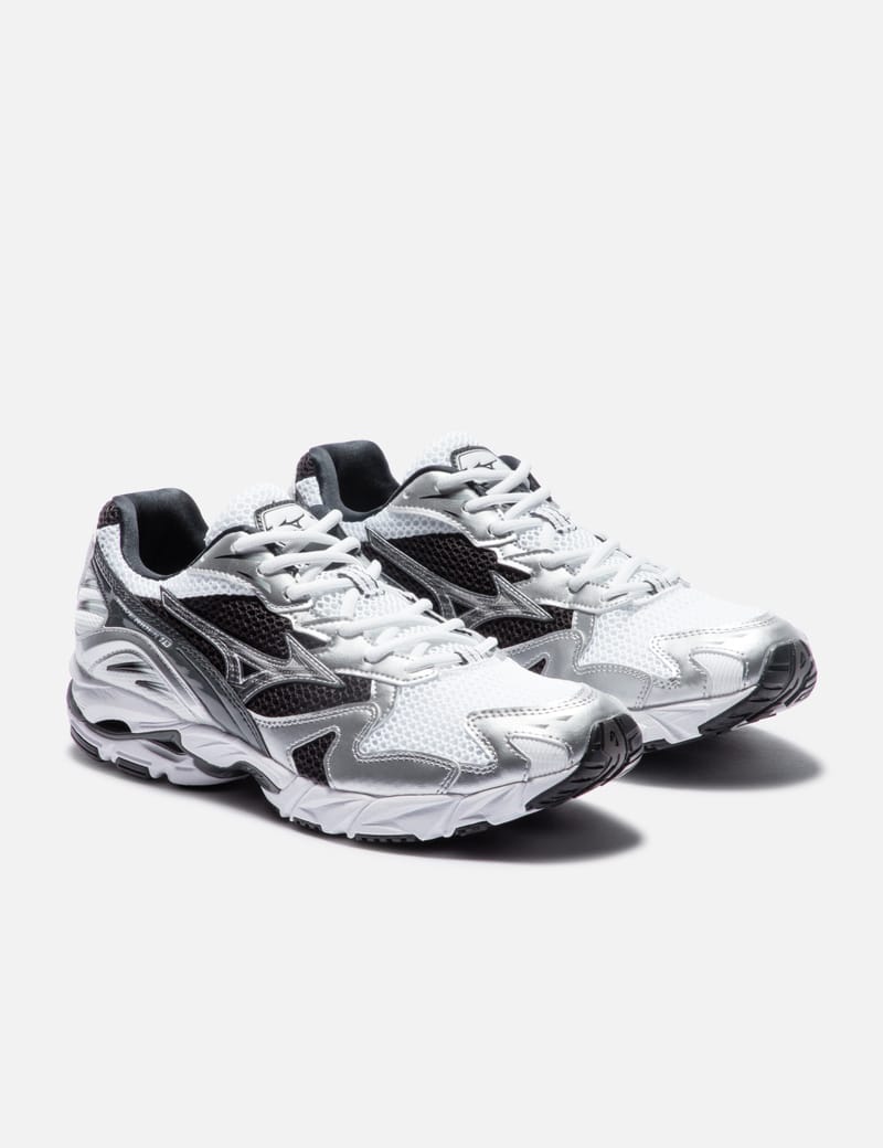 Mizuno Sportstyle - Wave Rider 10 | HBX - Globally Curated