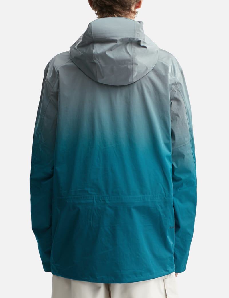 Oakley Airwave Utility Shell Jacket - FN Dry™採用。速乾・撥水