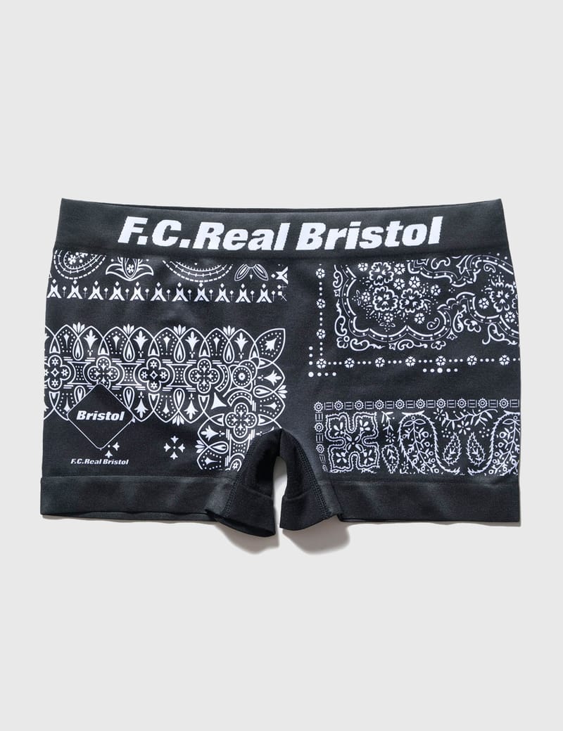 F.C.Real Bristol STAR SHORTS BLACK M 黒