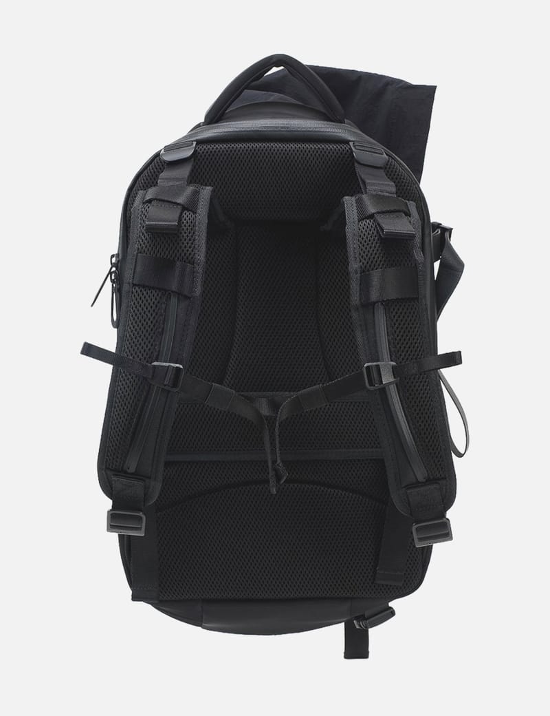 côte&ciel Isar M Komatsu Onibegie Nylon Black - Showerproof 13–22L