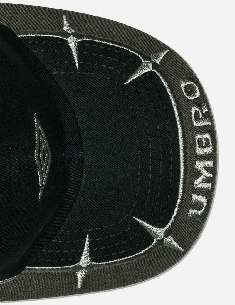 Umbro Umbro X Slam Spikes Cap - Black cotton cap with embroidered