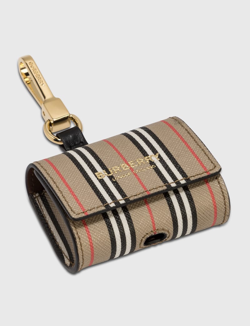 Airpods pro case burberry hot sale