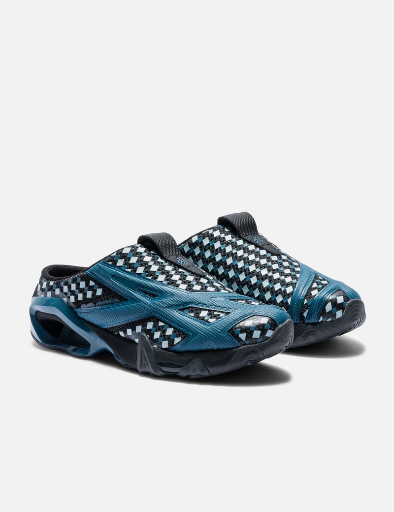 Asics GEL-Styrax - Kiko Kostadinovと共作したサボ型ミュール。GELと