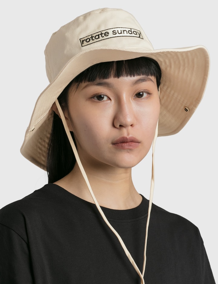 ROTATE Sunday Vera Hat HBX HYPEBEAST 為您搜羅全球潮流時尚品牌