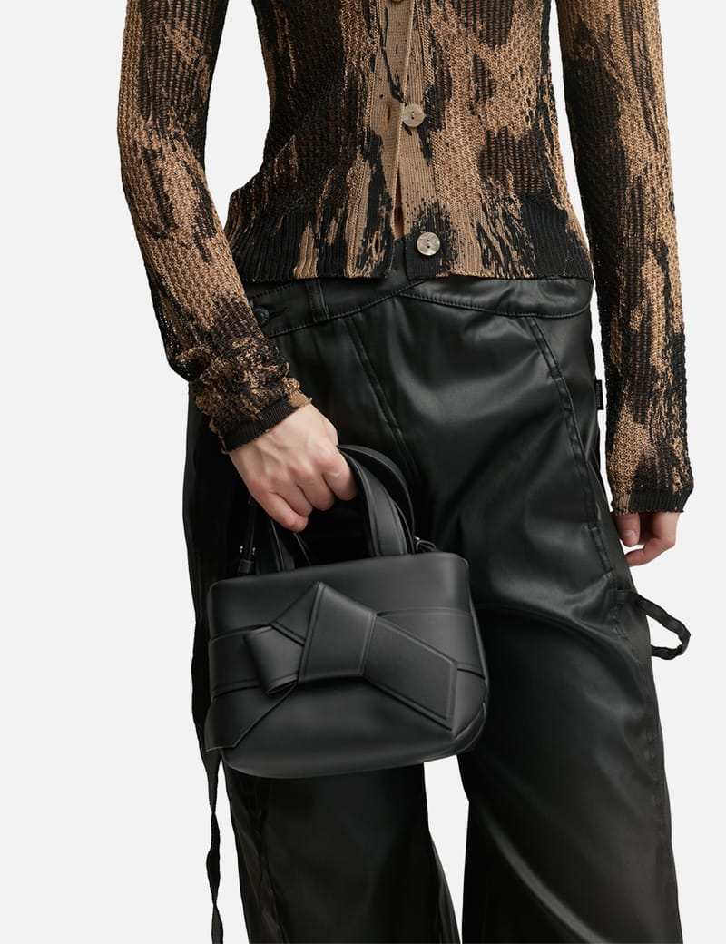 Acne studios musubi knotted leather shoulder bag hot sale