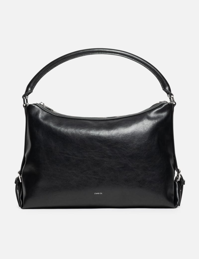 STAND OIL Mushy Square Bag - Sleek black faux-leather crossbody
