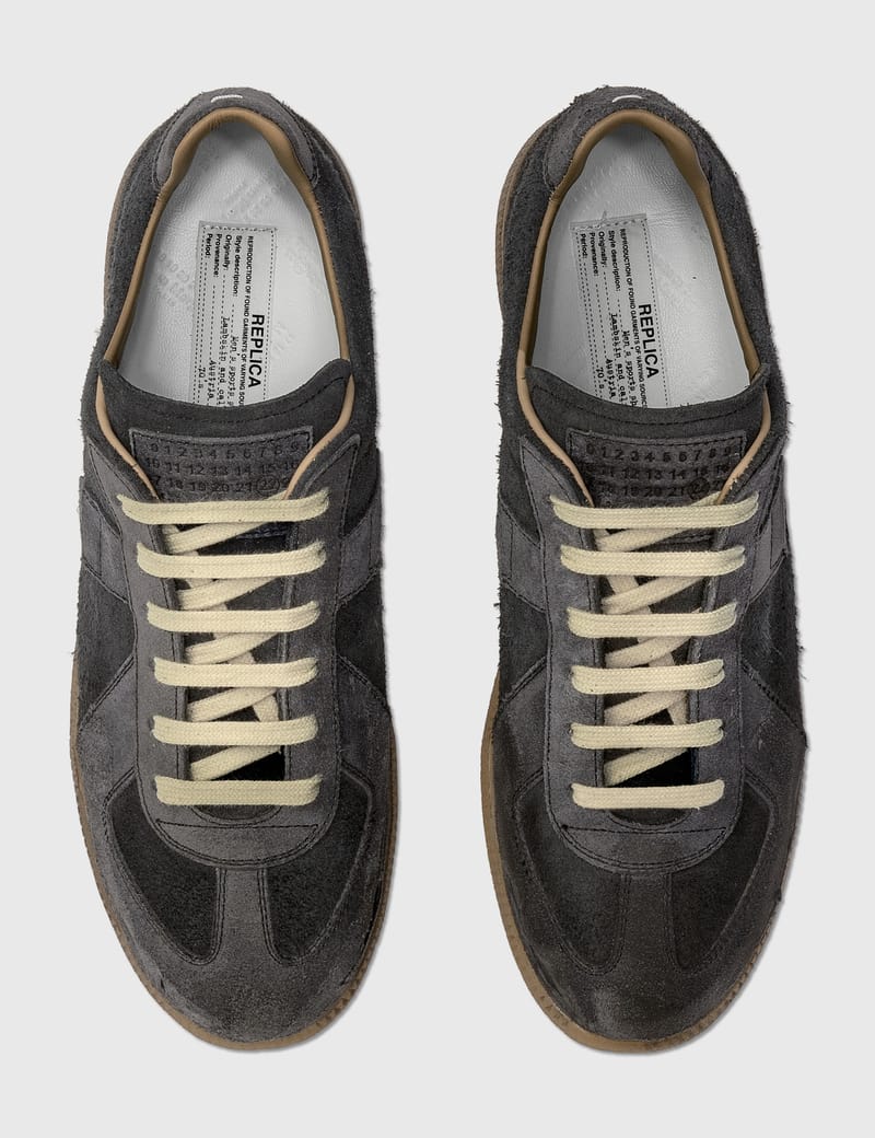 靴 MAISON MARGIELA REPLICA LOW TOP SNEAKER Maison Margiela - Replica Low Top Sneakers | HBX