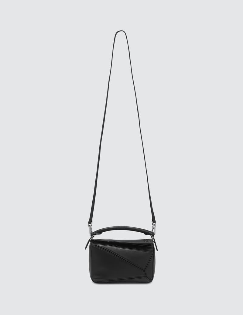 【LOEWE】MINI PUZZLE HANDBAG BLACK Loewe Mini Black Puzzle Bag