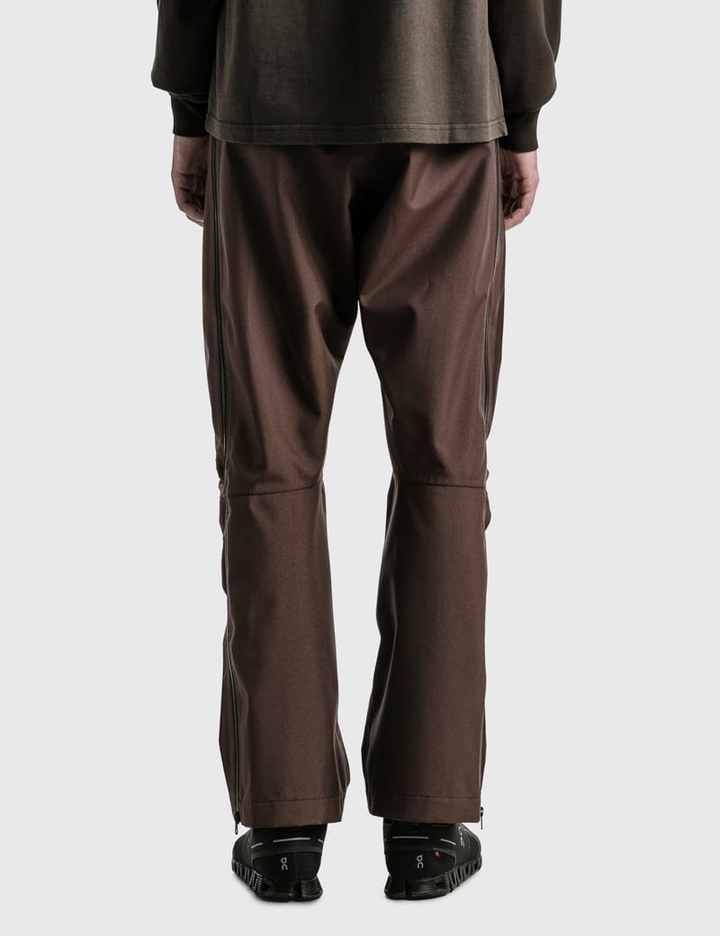 GR10K - Molteni Arc Pants | HBX - HYPEBEAST 為您搜羅全球潮流時尚品牌