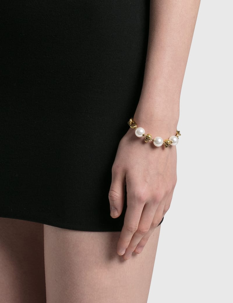 【Alexander McQueen】SKL & PEARL BRACELET◆836792J16PA Alexander McQueen Skl & Pearl Bracelet | italist