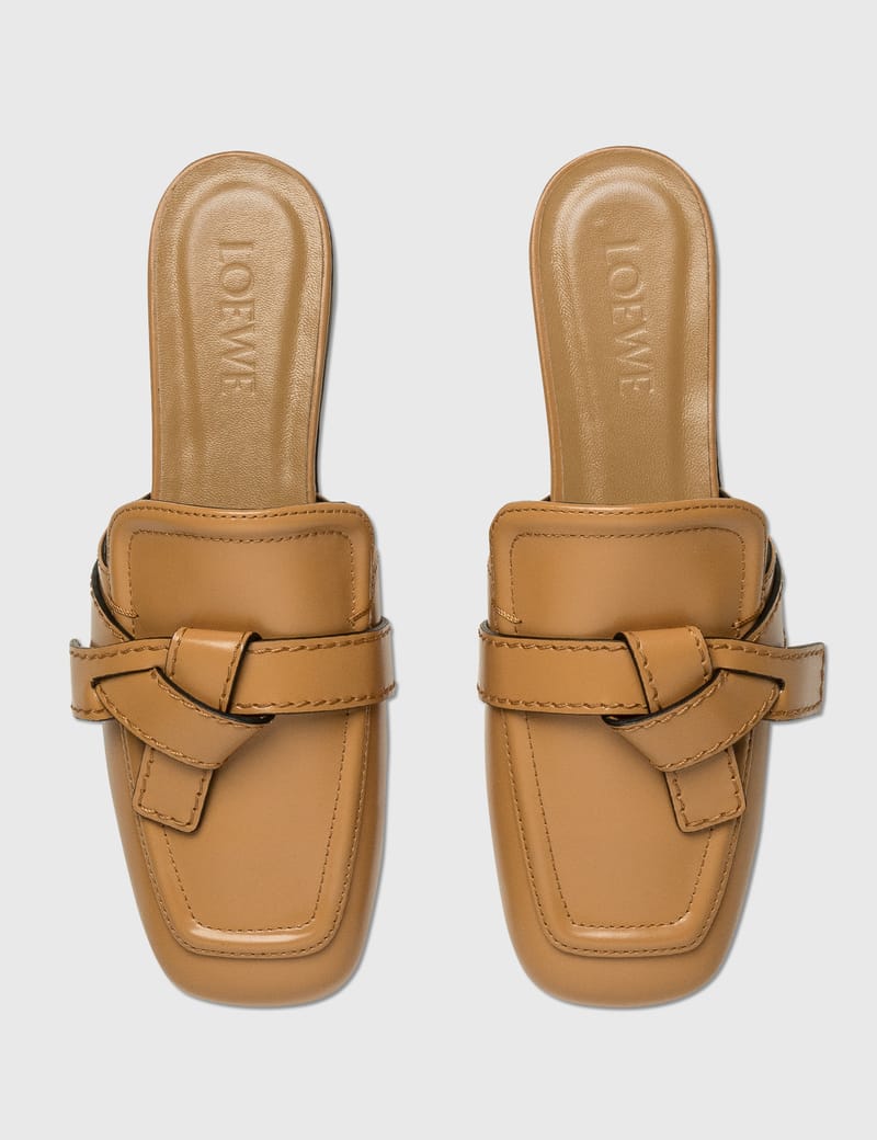 LOEWE ゲート フラットミュール Loewe - Gate Black & Tan Leather Mule | Mitchell Stores