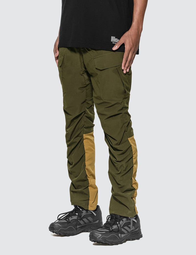 White Mountaineering - Stretched Shirring Cargo Pants | HBX