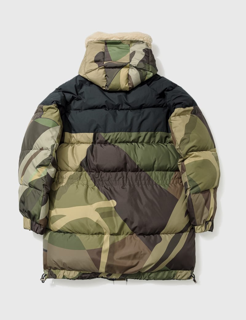 Sacai - KAWS Print Blouson | HBX - HYPEBEAST 為您搜羅全球