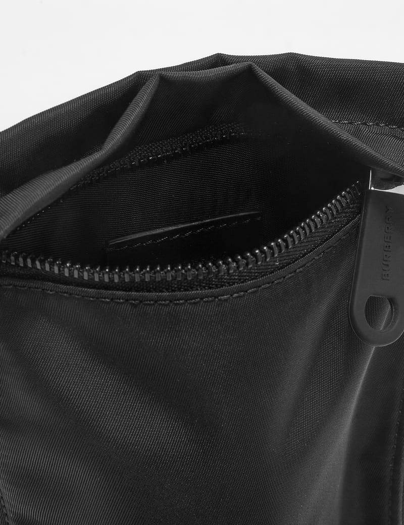 バッグ・カバンその他 Burberry 8112186 バーバリー BURBERRY バッグ メッセンジャー ワンショルダー