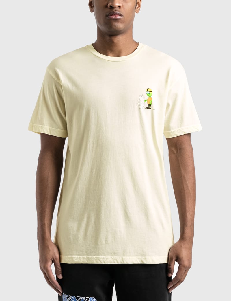 ★国内在庫/即発可*RIPNDIP*10-Steps-4-PussyロゴTシャツ★ RIPNDIP - 10 Steps 4 Pussy T-Shirt | HBX - ハイプビースト