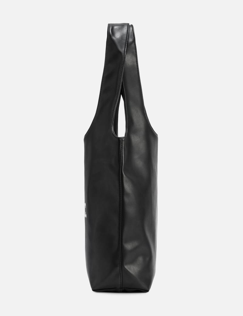 A.P.C. Ninon Tote Bag Small - ミニマルな黒のスモールトート。肩掛け