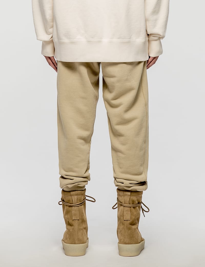 YEEZY Season 4 - Panelled Sweatpants | HBX - ハイプビースト