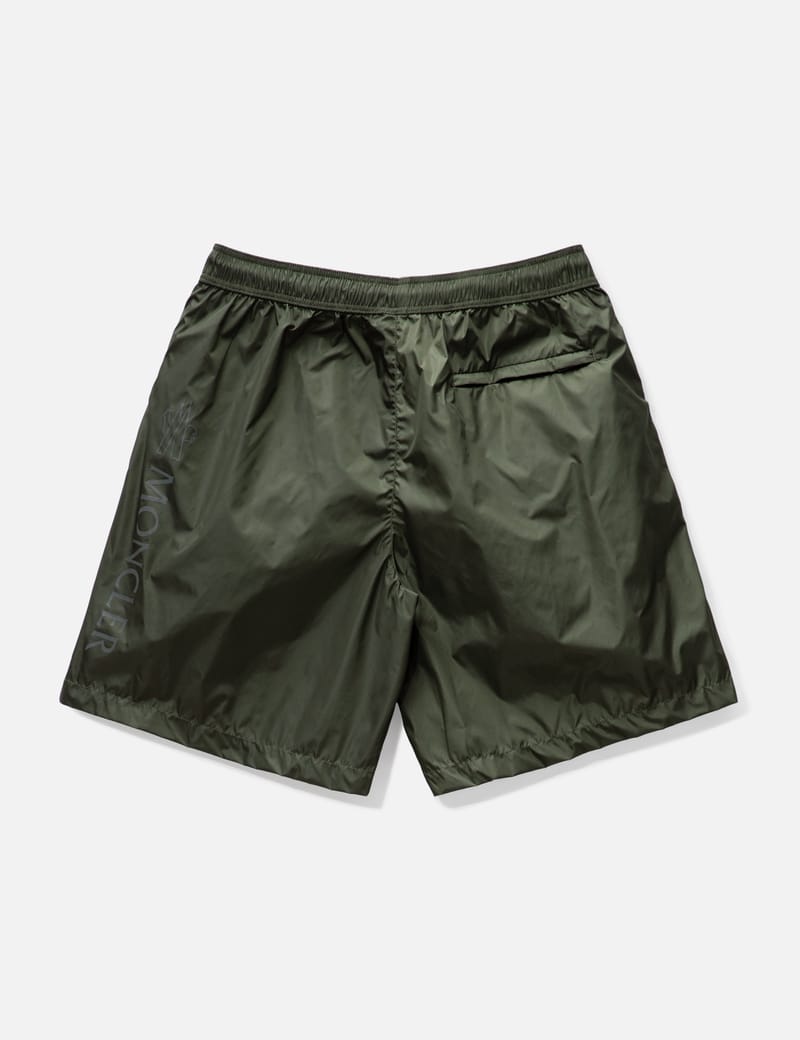 ハーフ・ショートパンツ MONCLER Logo Patch Swim Shorts Black Black Logo Patch Swim Shorts - Swimwear for Men | Moncler US