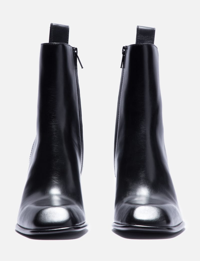 ショートブーツ・ブーティ ALEXANDER WANG BLACK LEATHER KIRA 105 ANKLE BOOTS Alexander Wang Carter Leather Platform Ankle Boots | Saks