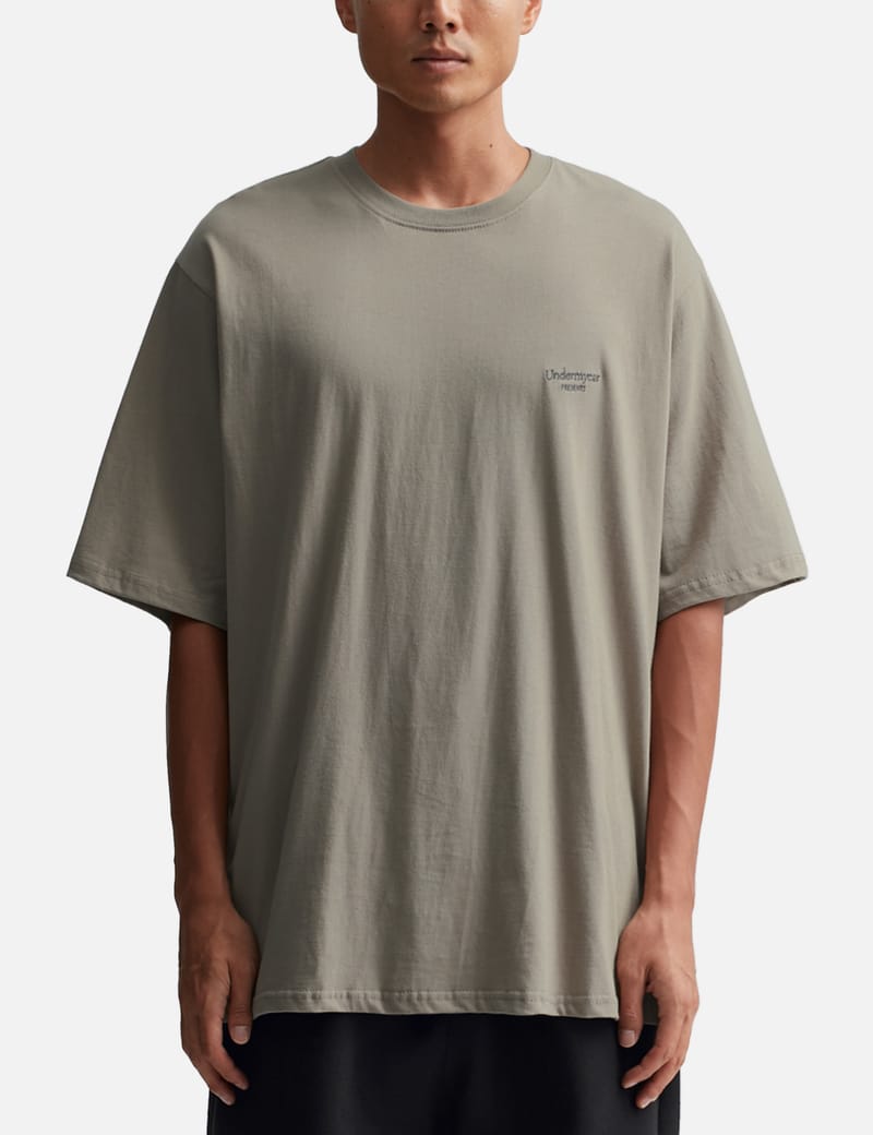 Tシャツ・カットソー Undermycar GONE FROM SIGHT NOT FROM SOUL V T-SHIRTS TF5D0083 Undermycar - MU.05 T-shirt | HBX - Globally Curated Fashion