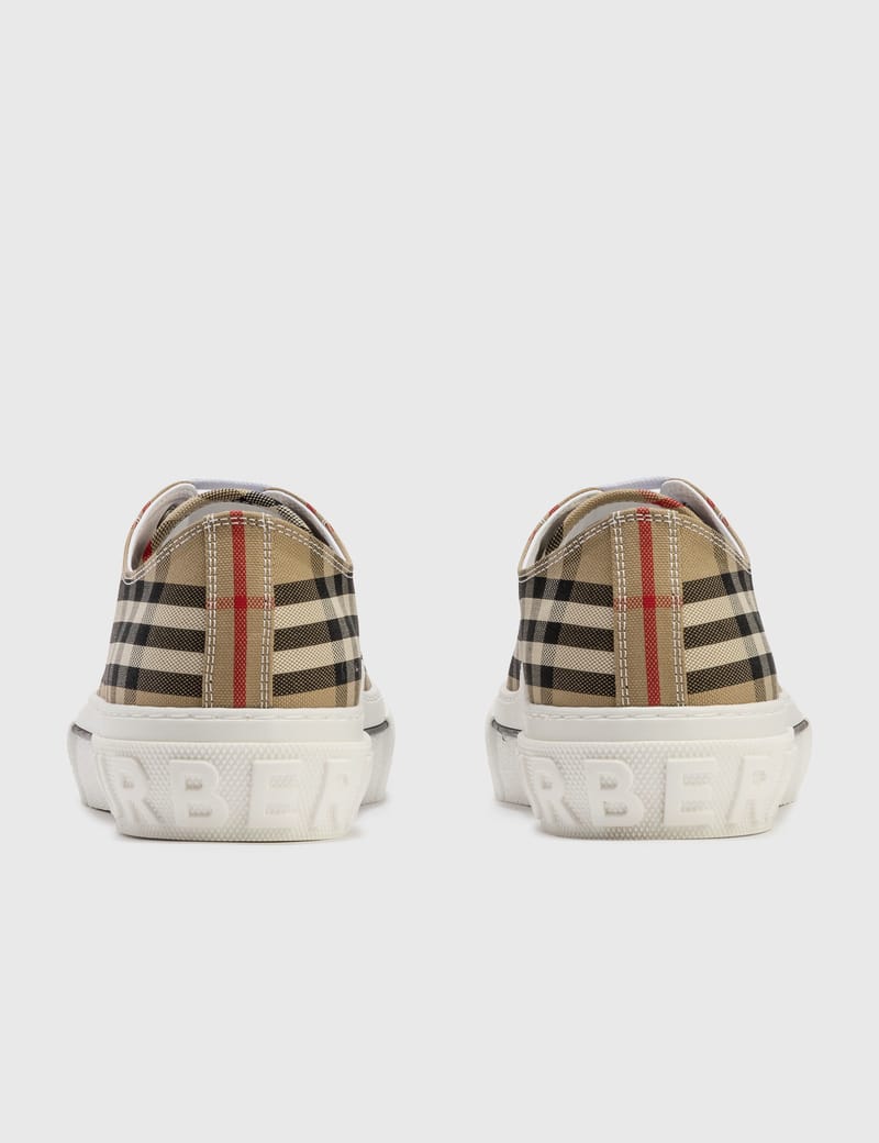 Burberry x converse argentina best sale