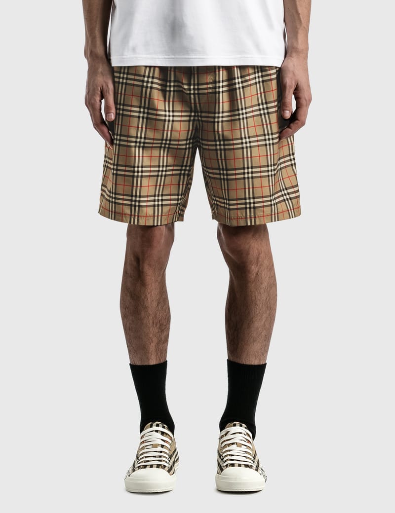 Burberry - Vintage Check Shorts | HBX - ハイプビースト(Hypebeast