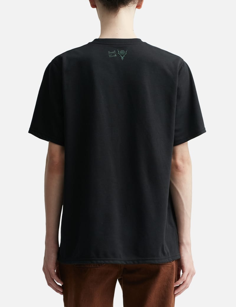 South2 West8 - メイズ クルーネック Tシャツ | HBX - ハイプ